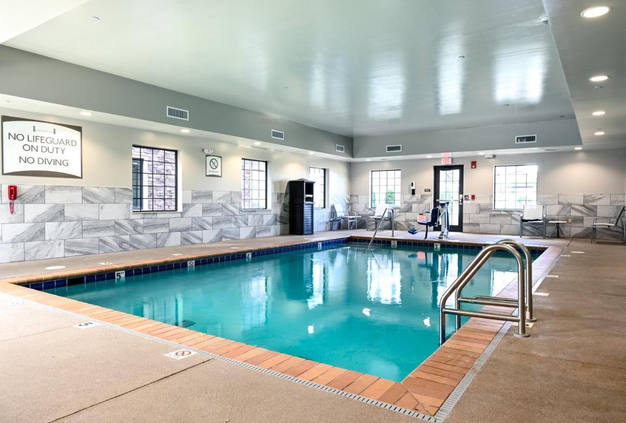 Staybridge Suites - Lafayette By Ihg Esterno foto